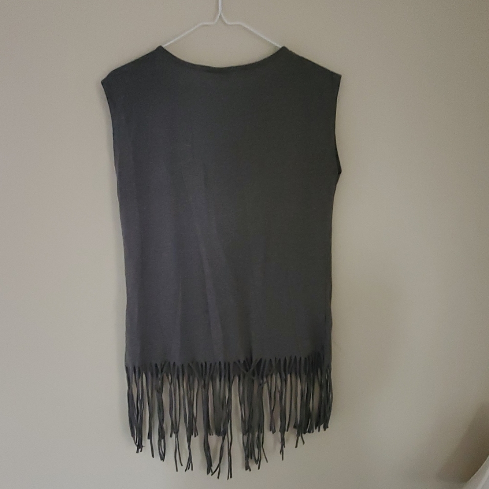 Fringe top - Picture 3 of 3